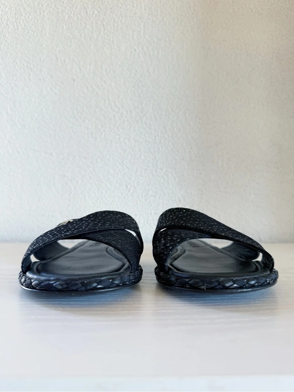 CHANEL chic slide